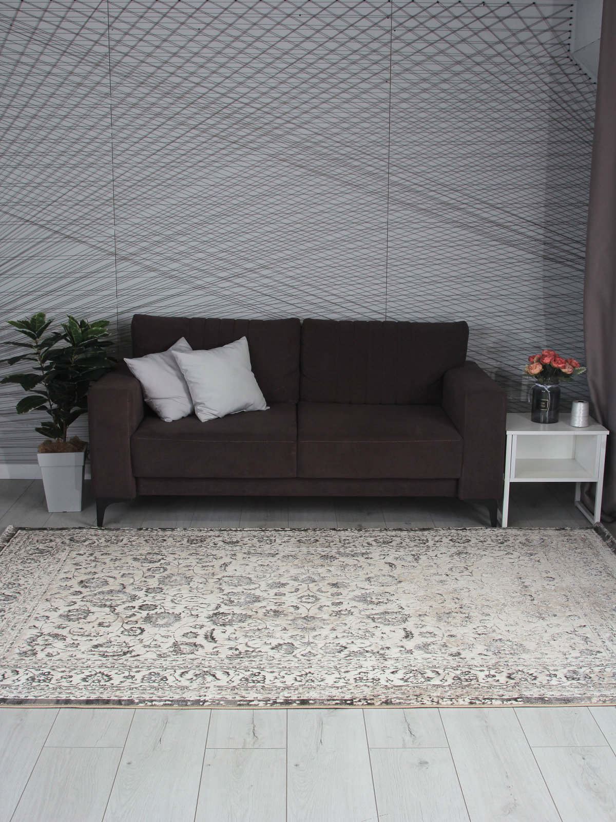 Ковер LILY / 8504A - S.WHITE / P.VIZON
