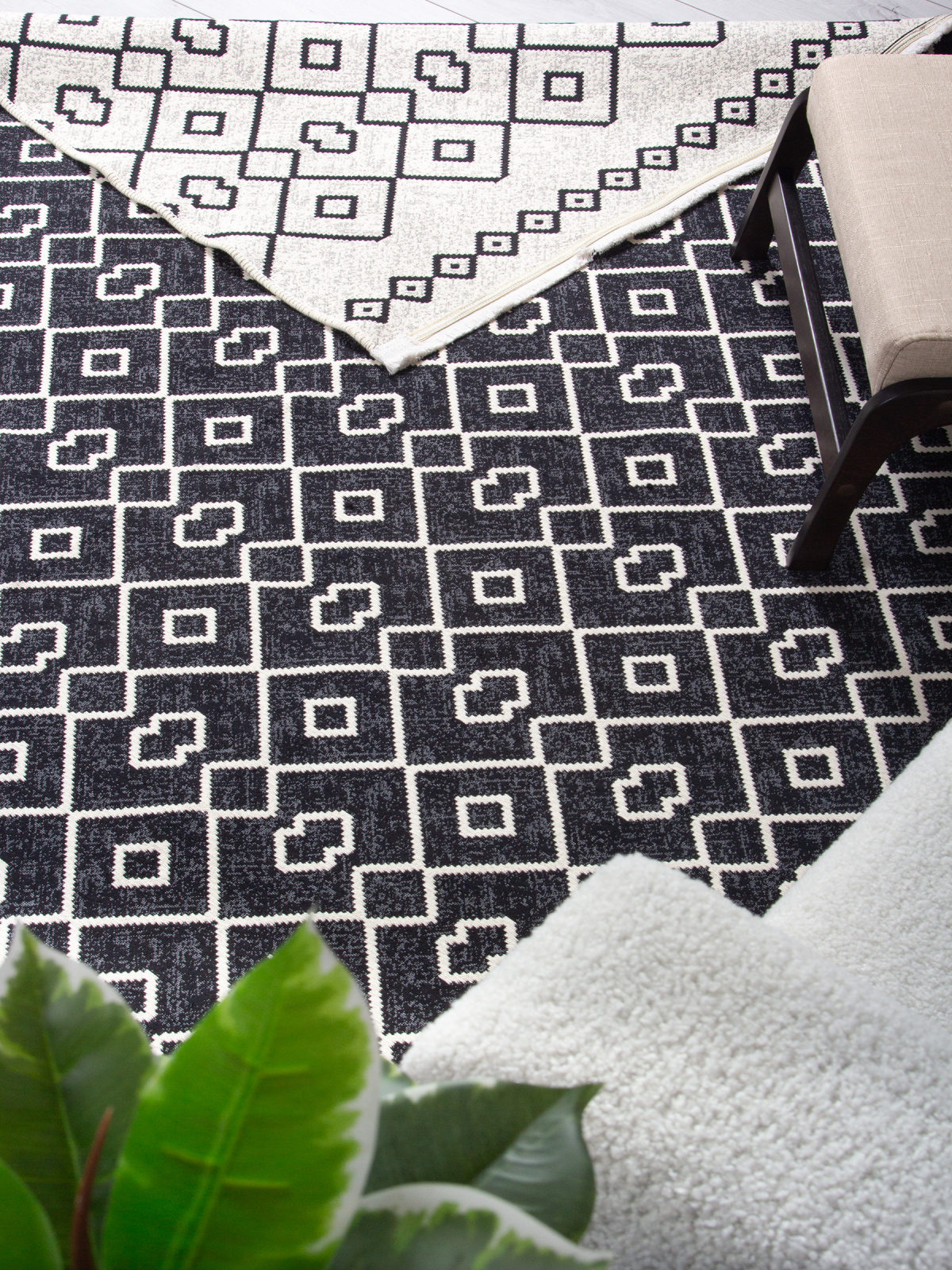 Ковер NUN KILIM / NUN7 - BLACK